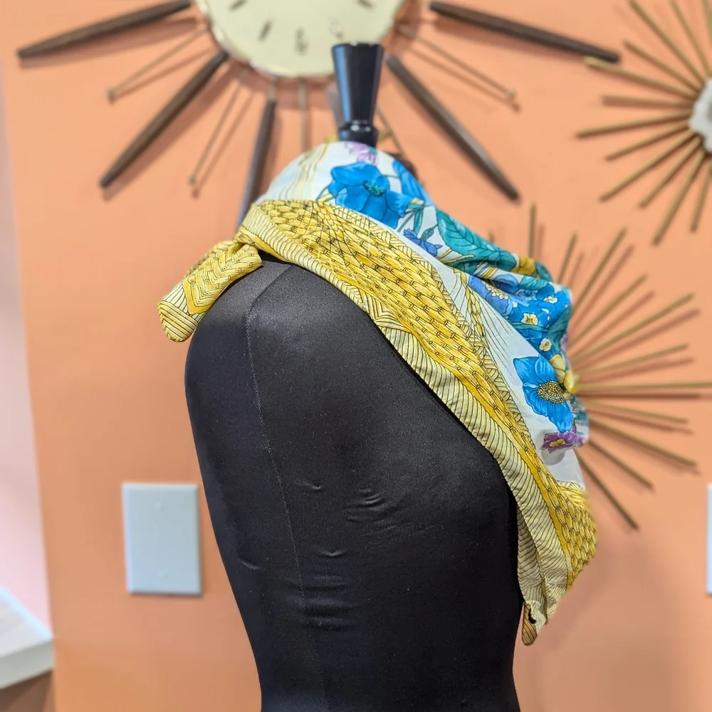 Vintage Scarf Retro Pastel Cottagecore Aesthetic Hippie Feminine Floral